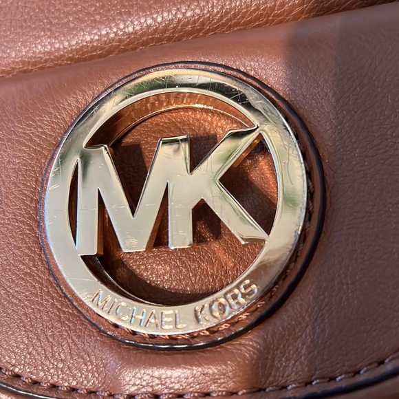Michael Kors leather purse - Picture 3 of 8